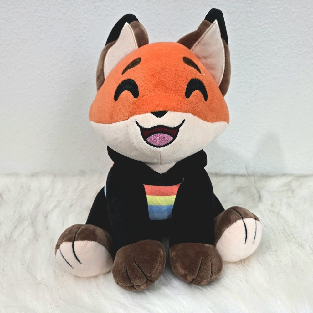 Youtooz Fundy Sitting Fox Plush NWT